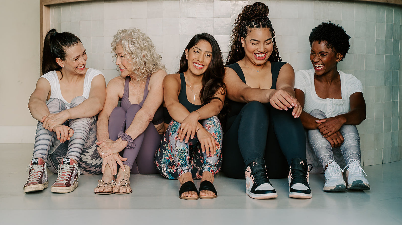 Resoluna Launches: A Brand Redefining Activewear & Beyond for All Lifestyles