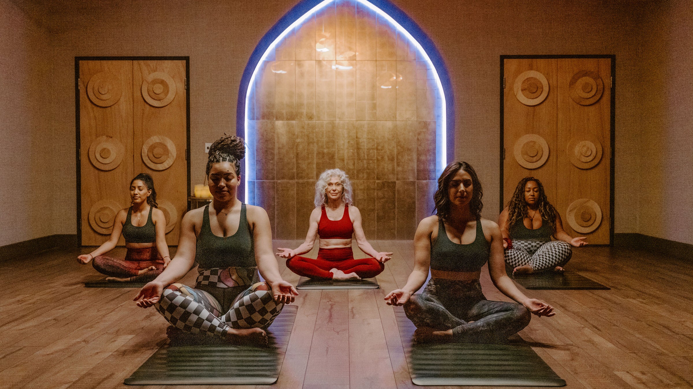 You Need a Yoga Mat Towel with Grip