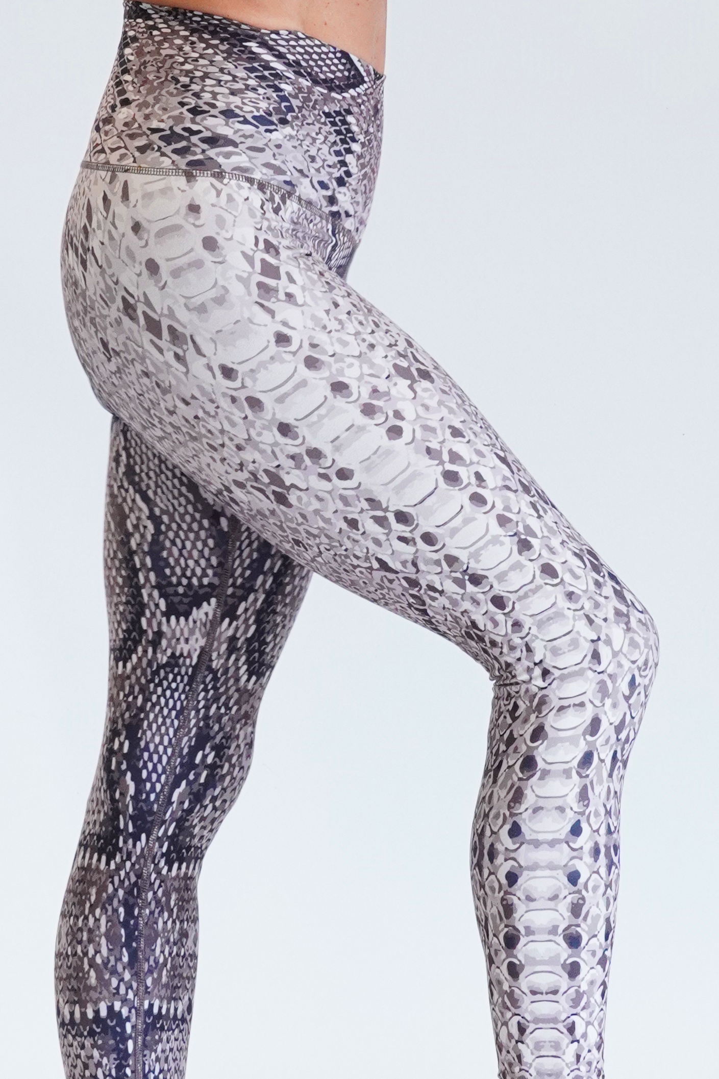 Sol Legging | Whisky Python – Resoluna