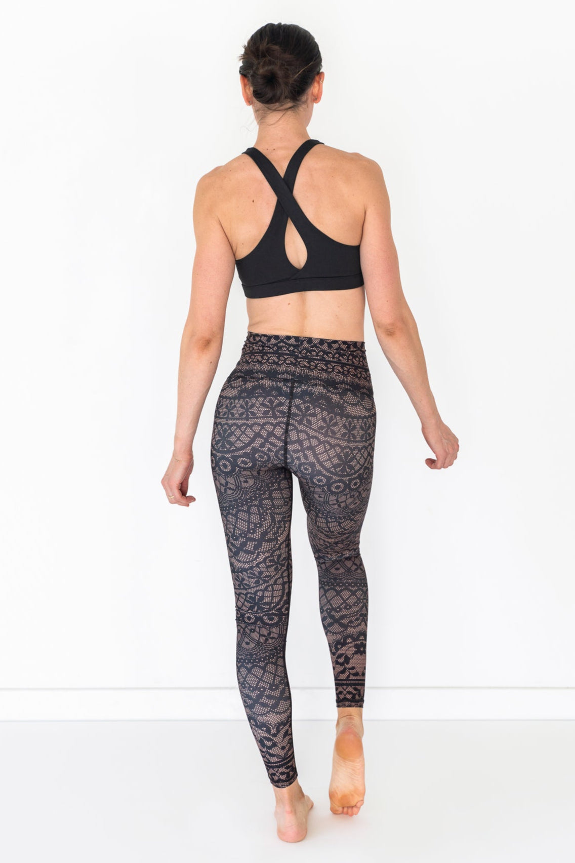 Sol Legging | Sofia Lace – Resoluna